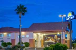 Гостиница Days Inn by Wyndham Tucson Airport  Туксон